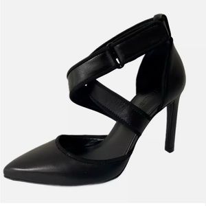 ATELJE 71 Quasar Criss-Cross Black Pointed Toe Heel